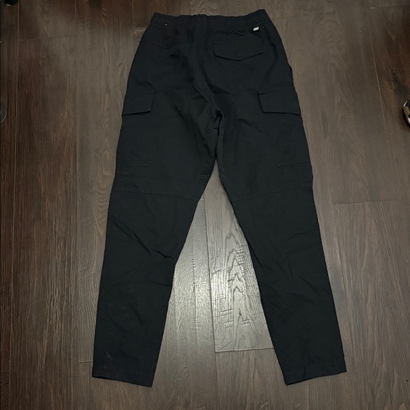 Nike - Picture 2 of 3